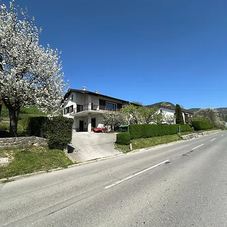 Sunny Hill Апартаменты
