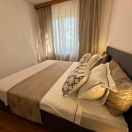 Sunny Hill Апартаменты