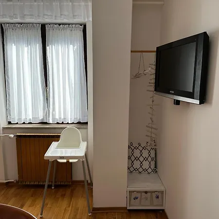 Sunny Hill Apartment *