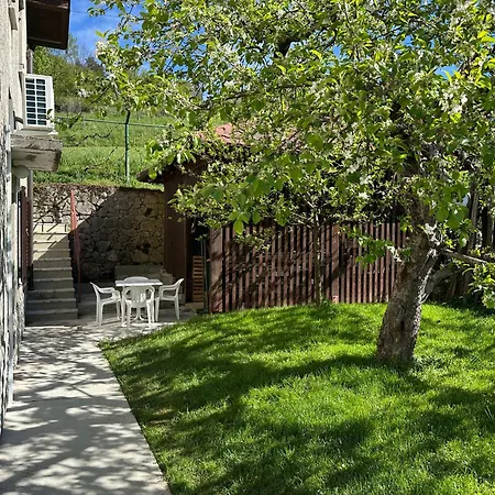 Апартаменты Sunny Hill